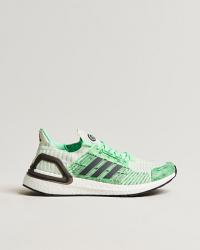 adidas Originals Ultraboost CC 1 DNA Sneaker Green/Carbon