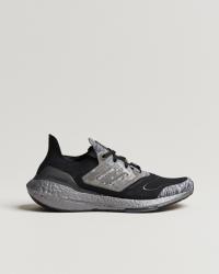 adidas Performance Ultraboost 22 Running Sneaker Black