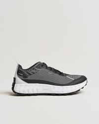 Norda 001 Running Sneakers Black/White