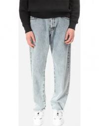 Straight Jeans