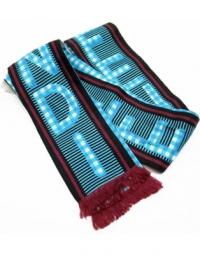 Pre-owned Silk scarves