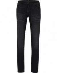 Slim-fit jeans
