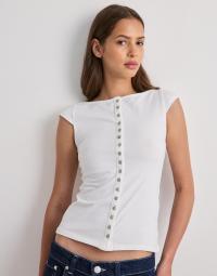 Nelly - Hvid - Front Button Tee