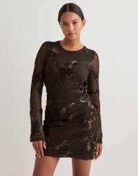 Vero Moda - Brun - Vmquinn Ls Short Dress Exp
