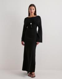 Neo Noir - Sort - Emerson Knit Dress