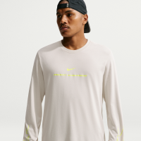 Nike Dri-FIT-løbe-T-shirt med lange ærmer til mænd - grå