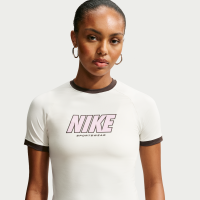 Faconsyet Nike -T-shirt til kvinder - hvid