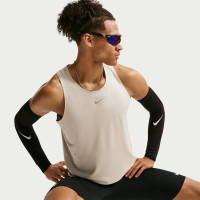 Nike Stride Aero-FIT-løbetanktop til mænd - brun