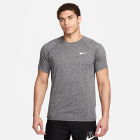 Kortærmet Nike Swim Hydroguard Essential Dri-FIT UV-overdel til mænd - sort