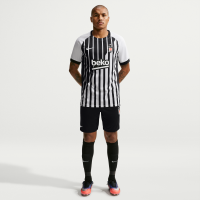 Beşiktaş J.K. Maskinstrikkede Nike-fodboldshorts til mænd - sort