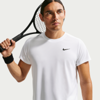 NikeCourt Victory Dri-FIT-tennisoverdel til mænd - hvid