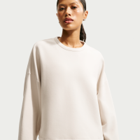 Oversized Nike 24.7 ImpossiblySoft Dri-FIT-top med rund hals til kvinder - brun