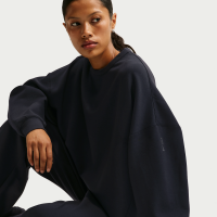 Oversized Nike 24.7 ImpossiblySoft Dri-FIT-top med rund hals til kvinder - sort