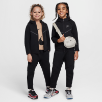 Nike Tech Fleece-sæt i to dele med fuld lynlås til mindre børn - sort