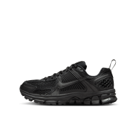Nike Vomero 5-sko til større børn med reflekser - sort