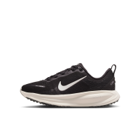 Nike Vomero 18-løbesko til vej til større børn - sort