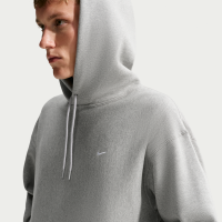 Nike Solo Swoosh-hættetrøje til mænd - grå