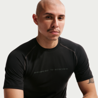 Kortærmet Nike Tech Dri-FIT-overdel til mænd - sort