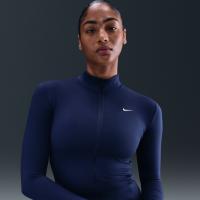 Nike One Fitted Dri-FIT-jakke med lynlås i fuld længde til kvinder - blå