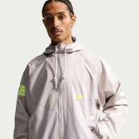 Vævet Nike Windrunner-jakke med grafik til mænd - brun