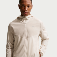 Nike Stride Plus Repel-løbejakke til mænd - brun