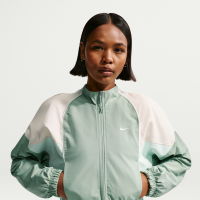 Nike Shrunken-løbejakke til kvinder - grøn