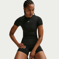 Nike One Fitted til kvinder - sort