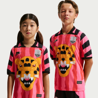 Nike x LEGO®-kollektionen Aero-FIT-fodboldtrøje til større børn - Pink