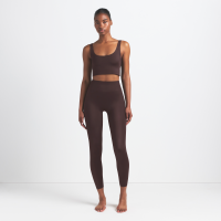 Højtaljede NikeSKIMS Satin Shine Bonded-leggings (66 cm) til kvinder - brun