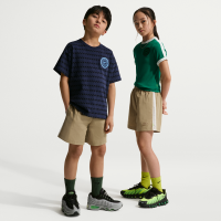Vævede Nike -shorts til større børn - brun