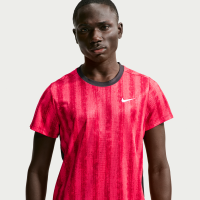 NikeCourt Victory Dri-FIT-tennisoverdel til mænd - rød