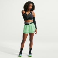 Nike Flow Dri-FIT 2-i-1-løbeshorts med høj talje til kvinder - grøn