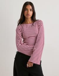 Nelly - Ternet/Stribet - Stripe Wide Sleeve Top