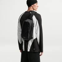 Nike Commute-skuldertaske (8 liter) - sort