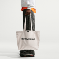 Nike Heritage-skuldertaske (22 L) - brun