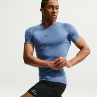 Tætsiddende Nike Pro Dri-FIT-fitnessoverdel med korte ærmer til mænd - blå