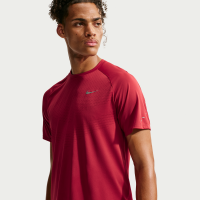 Kortærmet Nike Stride Dri-FIT ADV-løbetop til mænd - rød