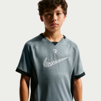 Kortærmet Nike Multi Renew-overdel til større børn (drenge) - grå