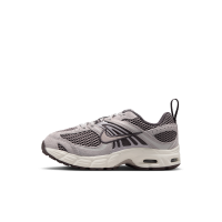 Nike Air Max Moto 2K-sko til mindre børn - grå