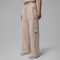 Jordan Flight Fleece-bukser i french terry med trykknapper til kvinder - hvid