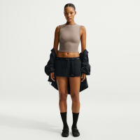 NikeSKIMS Stretch Nylon-skort til kvinder - sort