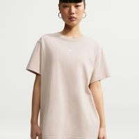Oversized Nike Classic T-shirt til kvinder - brun