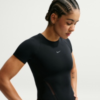 Kortærmet Nike Universa-top i mesh til kvinder - sort
