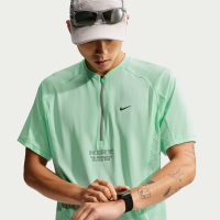 Kortærmet Nike Dri-FIT-løbeoverdel til mænd - grøn