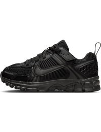 Nike Vomero 5-sko til mindre børn med reflekterende detaljer - sort