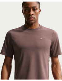 Alsidig Nike Primary Dri-FIT-overdel med korte ærmer til mænd - lilla