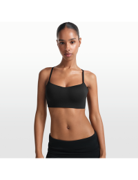 NikeSKIMS Matte Contour Cami-bh til kvinder - sort