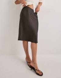Neo Noir - Brun - Mindie Heavy Sateen Skirt