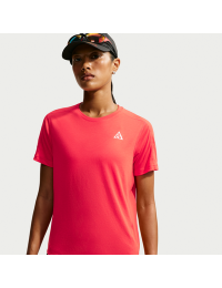 Kortærmet Nike ACG Dri-FIT-trailløbetop til kvinder - rød